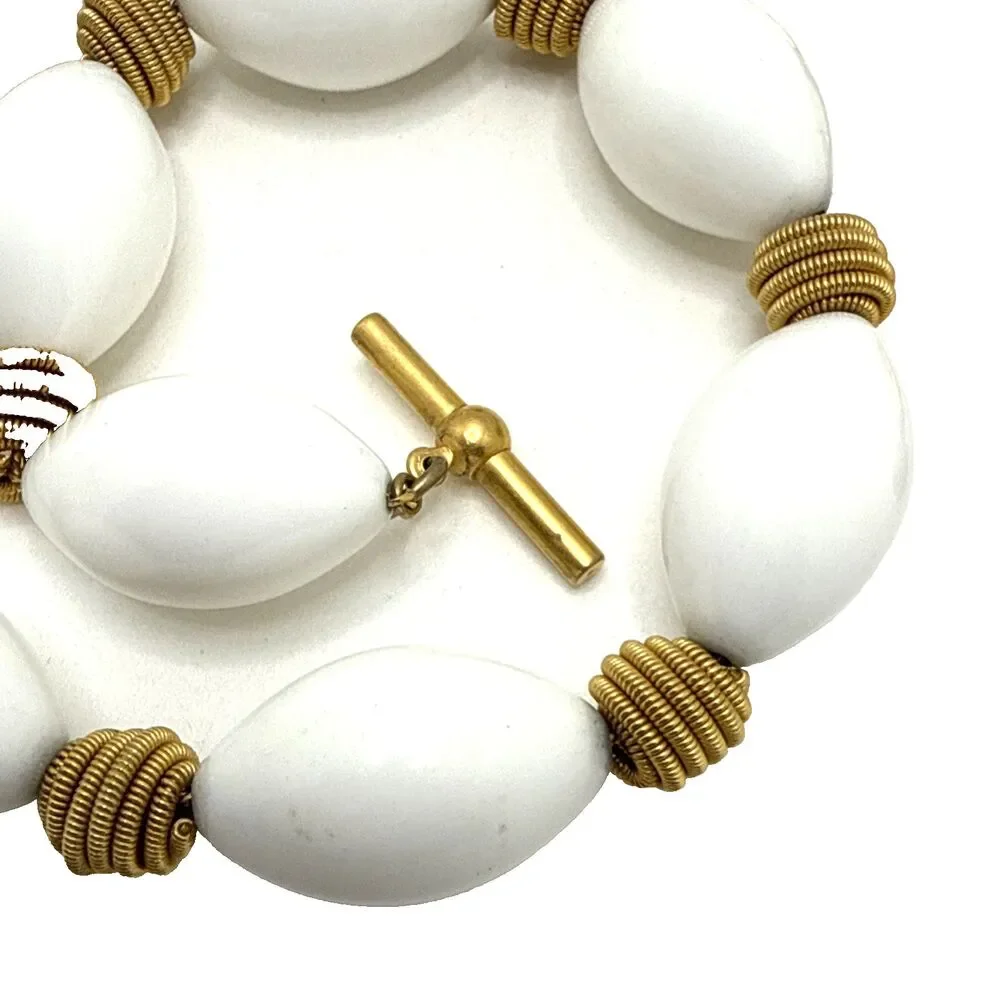 TALBOTS White and Gold Tone Beaded Choker Necklace Chunky  Statement 17